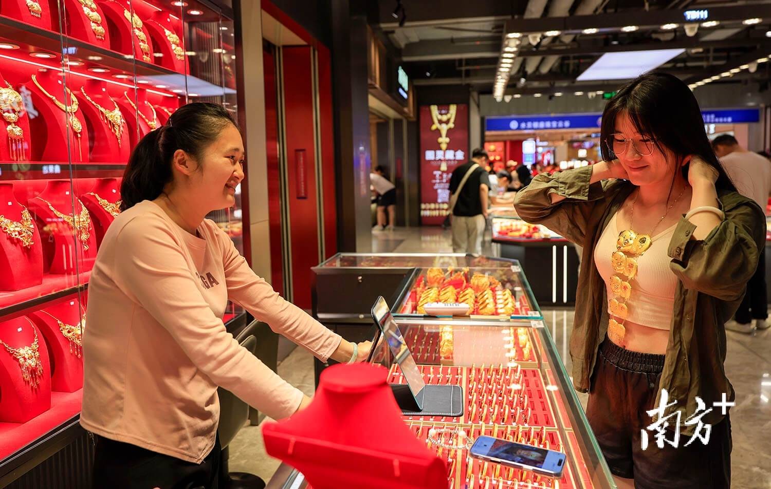 |南方日报、南方+2025年度照片不朽情缘试玩网站光影为纪心映万象(图18) |南方日报、南方+2025年度照片不朽情缘试玩网站光影为纪心映万象(图18)