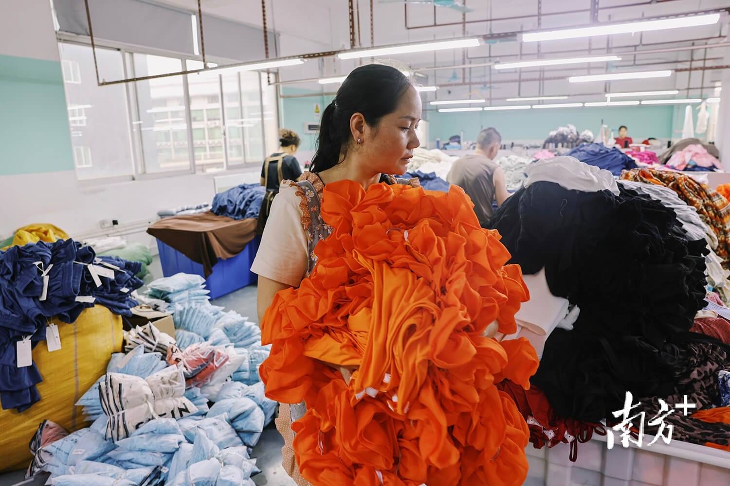 ｜南方日报、南方+2025年度照片不朽情缘试玩网站光影为纪心映万象(图41)